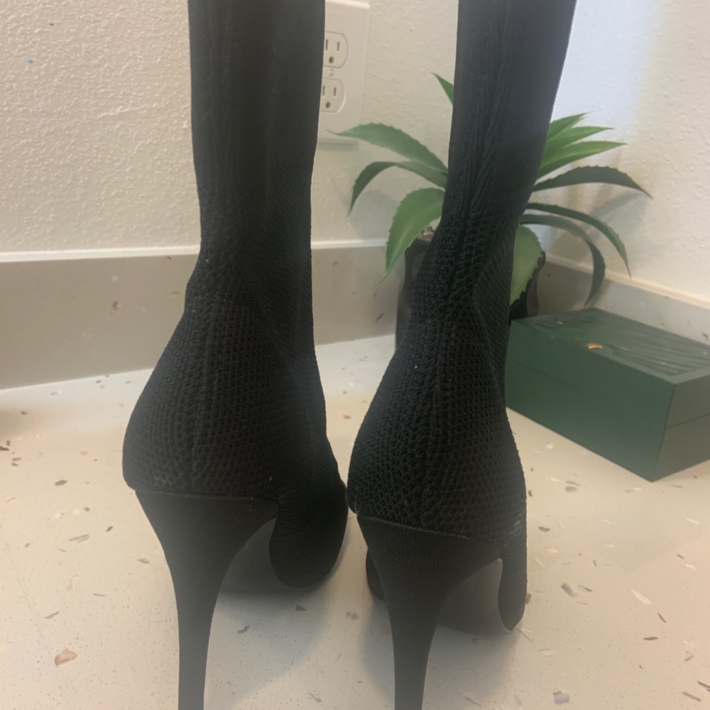 Shoes - Picture 3 of 3